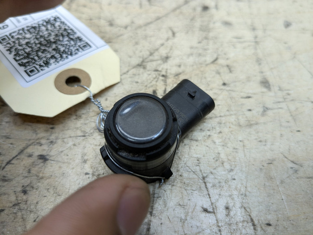 2018-2023 BMW M550i G30 Bumper PDC Parking Distance Sensor 9283200 OEM
