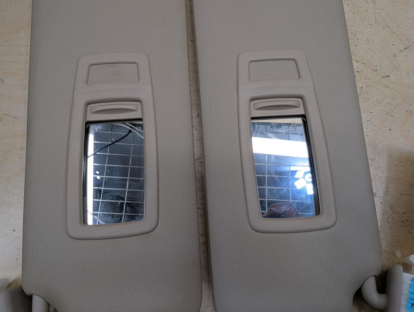 2012-2018 BMW 328i F30 Front Left Right Sun Visor SET 7322229
