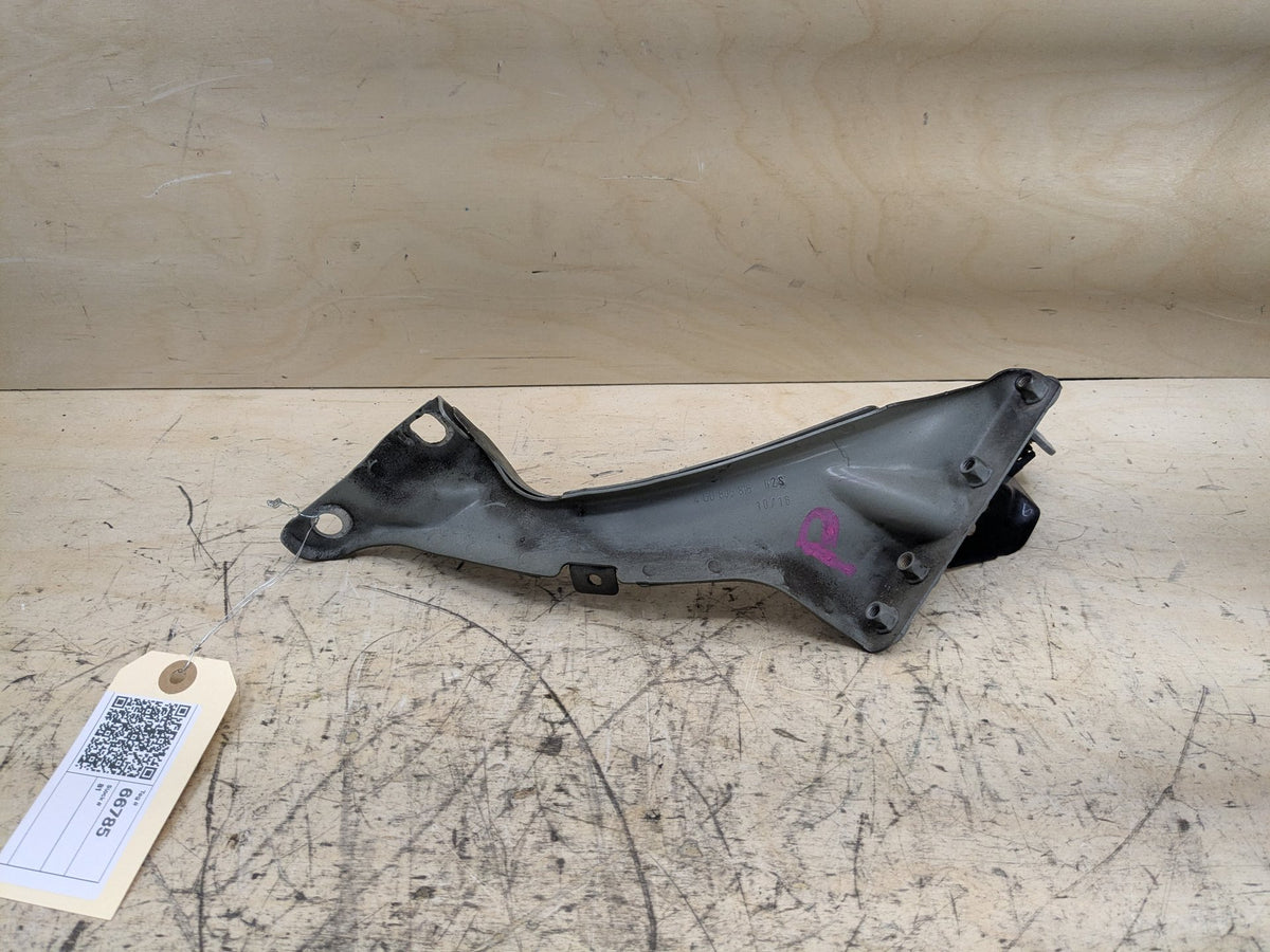 2012-2018 Audi A6 C7 Front Right Passenger Fender Brackets SET 4G0805816 OEM