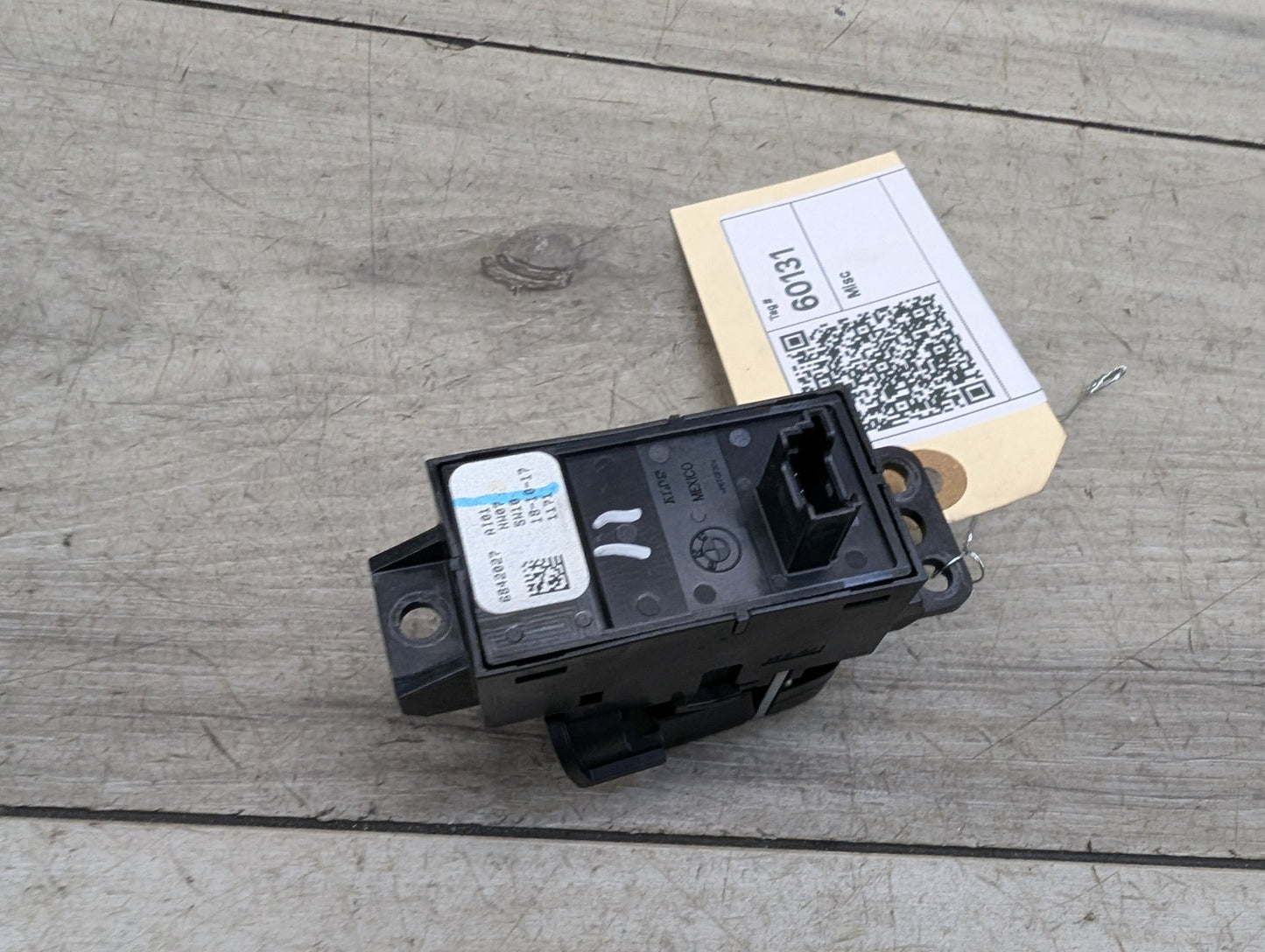 OEM BMW F90 M5 G01 G02 G30 530 540 M550 X3 Parking Brake Auto Hold Switch BLACK