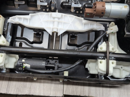 2019 - 2026 BMW X5 G05 Front Right Passenger Seat Lower Track Frame Assembly 7459218 N63B44M3