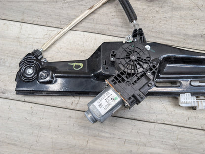 2011 - 2017 BMW X3 F25 Front Right Passenger Door Window Glass Regulator w/ Motor 4880168 N55B30M0