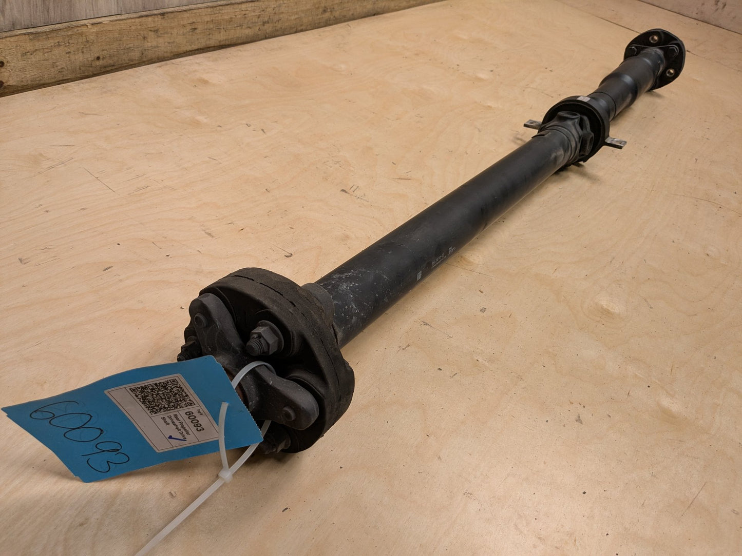 18-20 OEM BMW G30 M550 AWD Rear Drive Shaft Driveshaft Propeller
