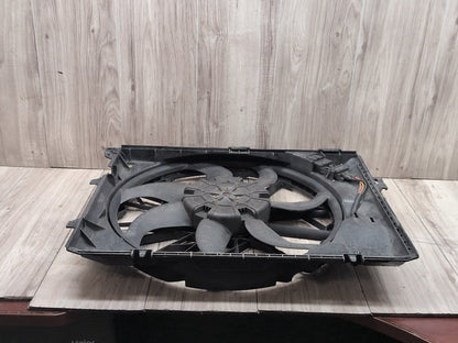 2008-2013 BMW 128i E82 Radiator Fan Shroud Housing w/ Motor 7561713