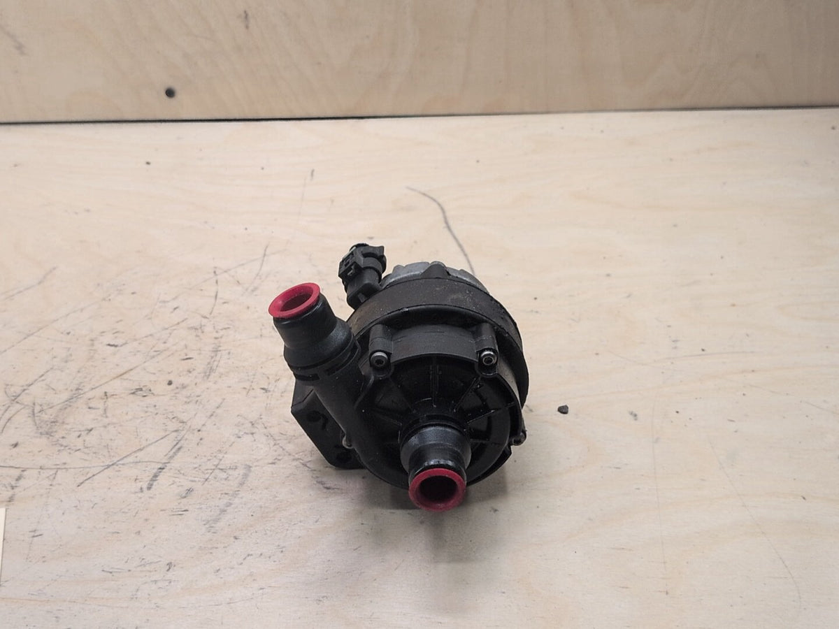 18-21 OEM BMW G01 G02 X3 X4 30 M40 Engine B46 B58 Auxiliary Cooling Water Pump