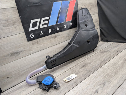 2019-2026 BMW X5 G05 Windshield Reservoir Tank Assembly 7499828