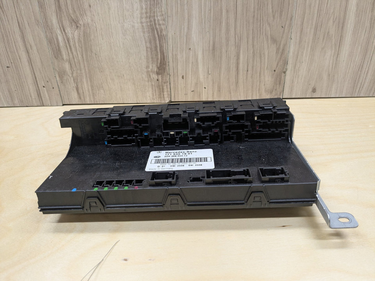 2009-2011 Mercedes-Benz SLK-Class R171 Rear Power Distribution Fuse Box OEM