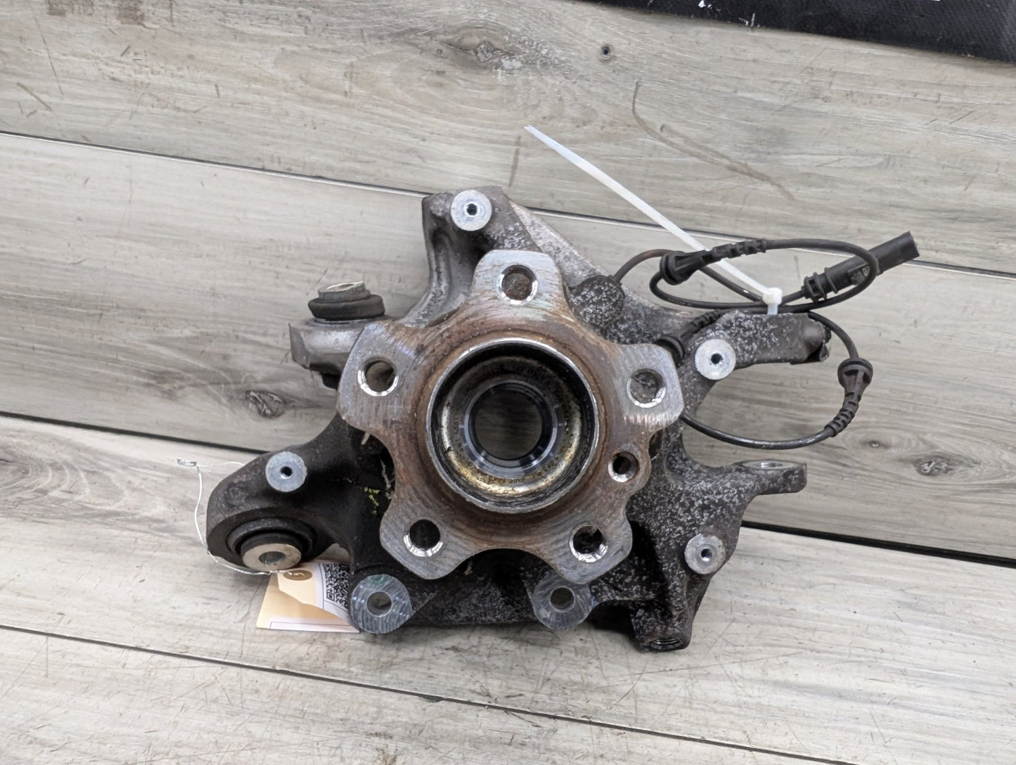 OEM BMW G01 X3 30i 30iX M40iX REAR Right Passenger Knuckle Hub Spindle Bearing