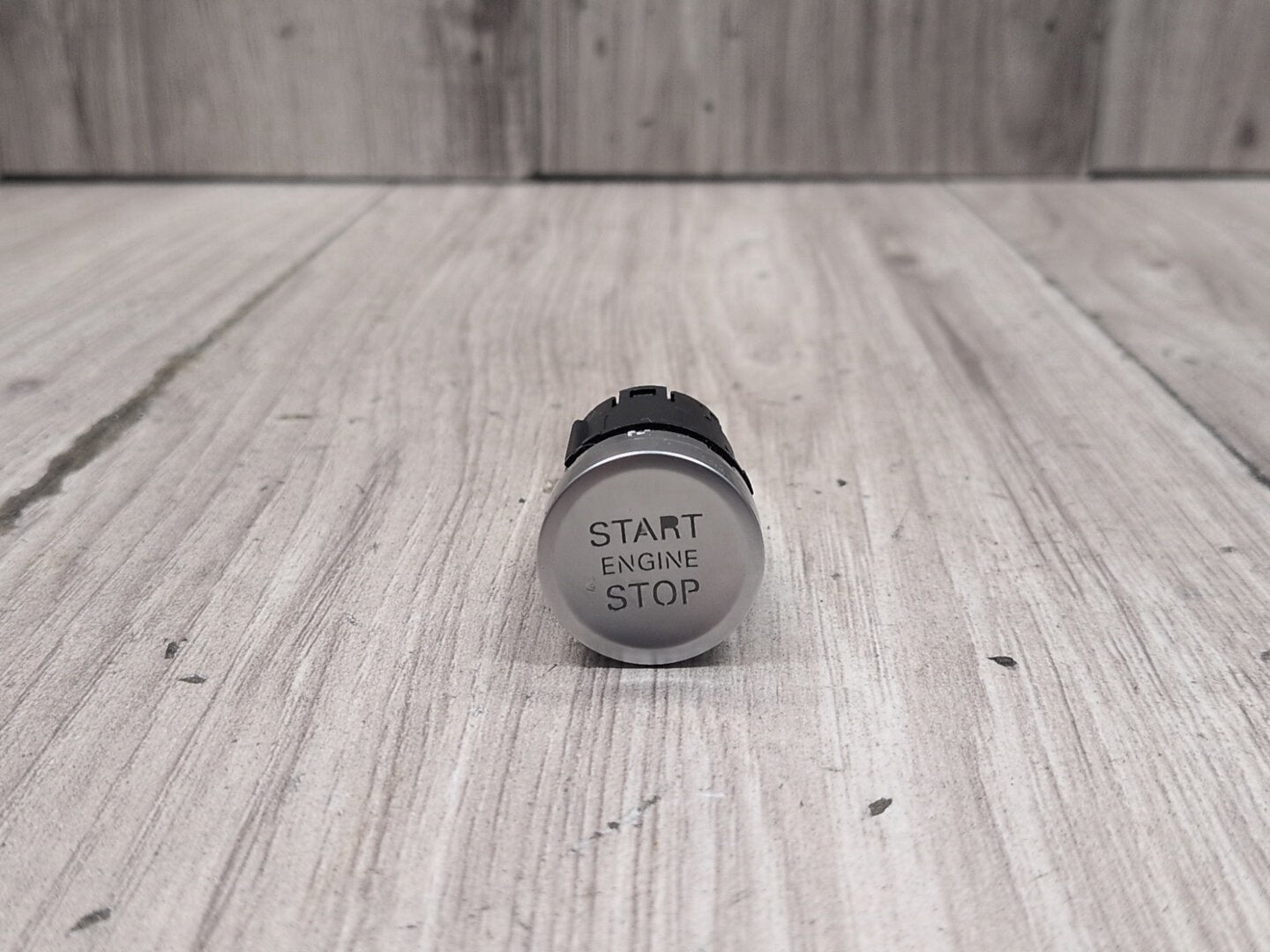 2015-2018 Audi Q3 8U Start Stop Button 8U0905217A