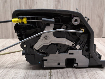 2014 - 2018 BMW X5 F85 Rear Right Passenger Door Latch Lock Actuator w/ Soft Close 7419842 S63B44T2
