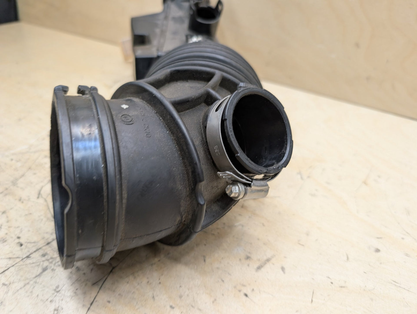 2018-2024 BMW G01 X3 B46B20O0 Engine Motor Turbo Charger Tube Pipe 8663614