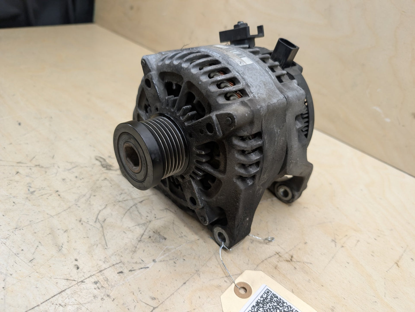 OEM BMW E84 F10 F22 F25 F30 F32 F36 N20 N26 Charging Alternator Generator 210A