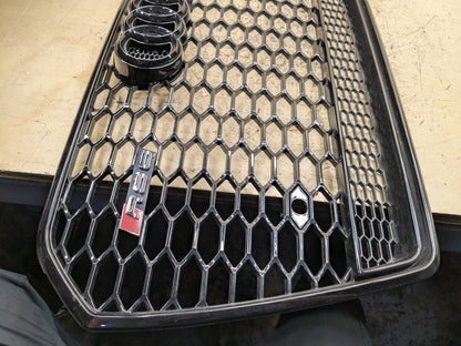 2012-2018 Audi A6 C7 Front Middle Center Bumper Cover Grille 4G0853651AG OEM