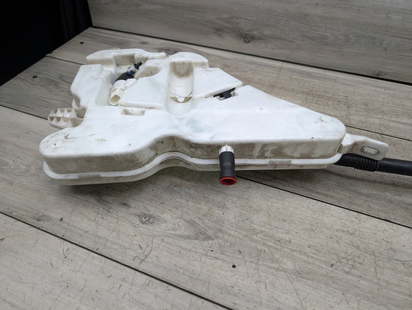 OEM BMW G20 G22 330 M340 430 M440 Windshield Wipe Washer Bottle Tank Reservoir