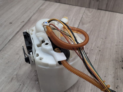 18-20 OEM BMW G30 M550iX Engine N63R Gas Tank Mount Fuel Pump w/ Sending Unit