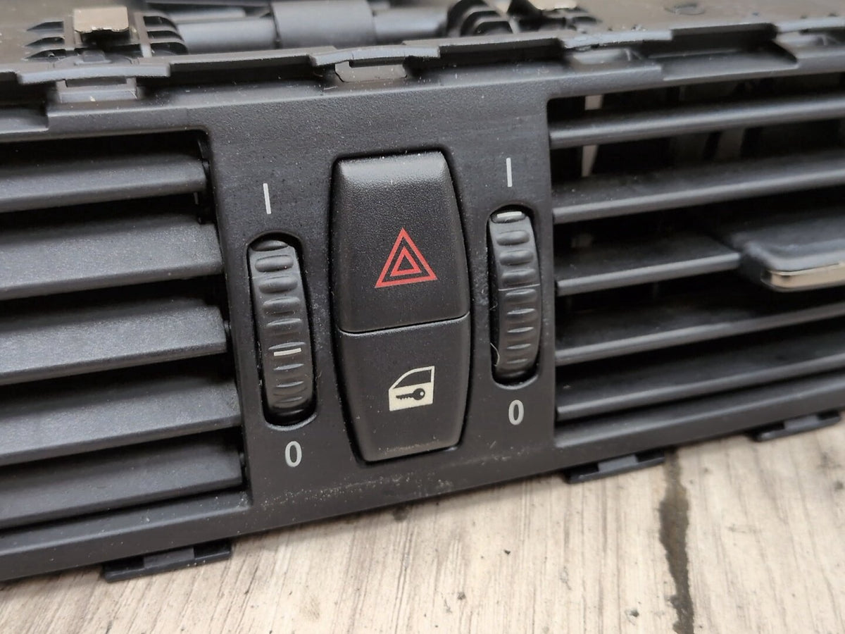 2004-2010 BMW M6 E64 Dashboard Dash Board Middle Center Air Vent 6910734 OEM