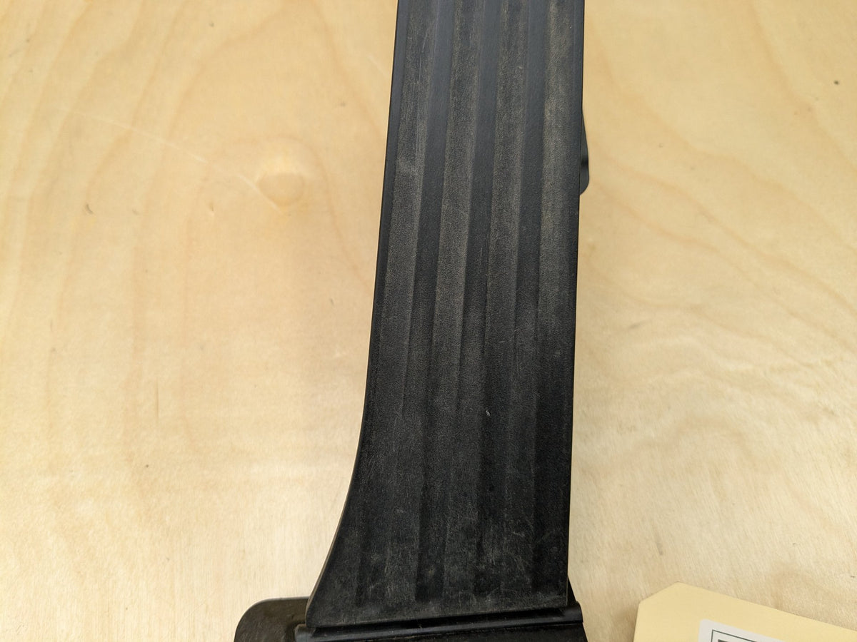 OEM BMW F15 F22 F25 F30 F36 F80 G01 G05 G20 X3 X5 Accelerator Throttle Gas Pedal