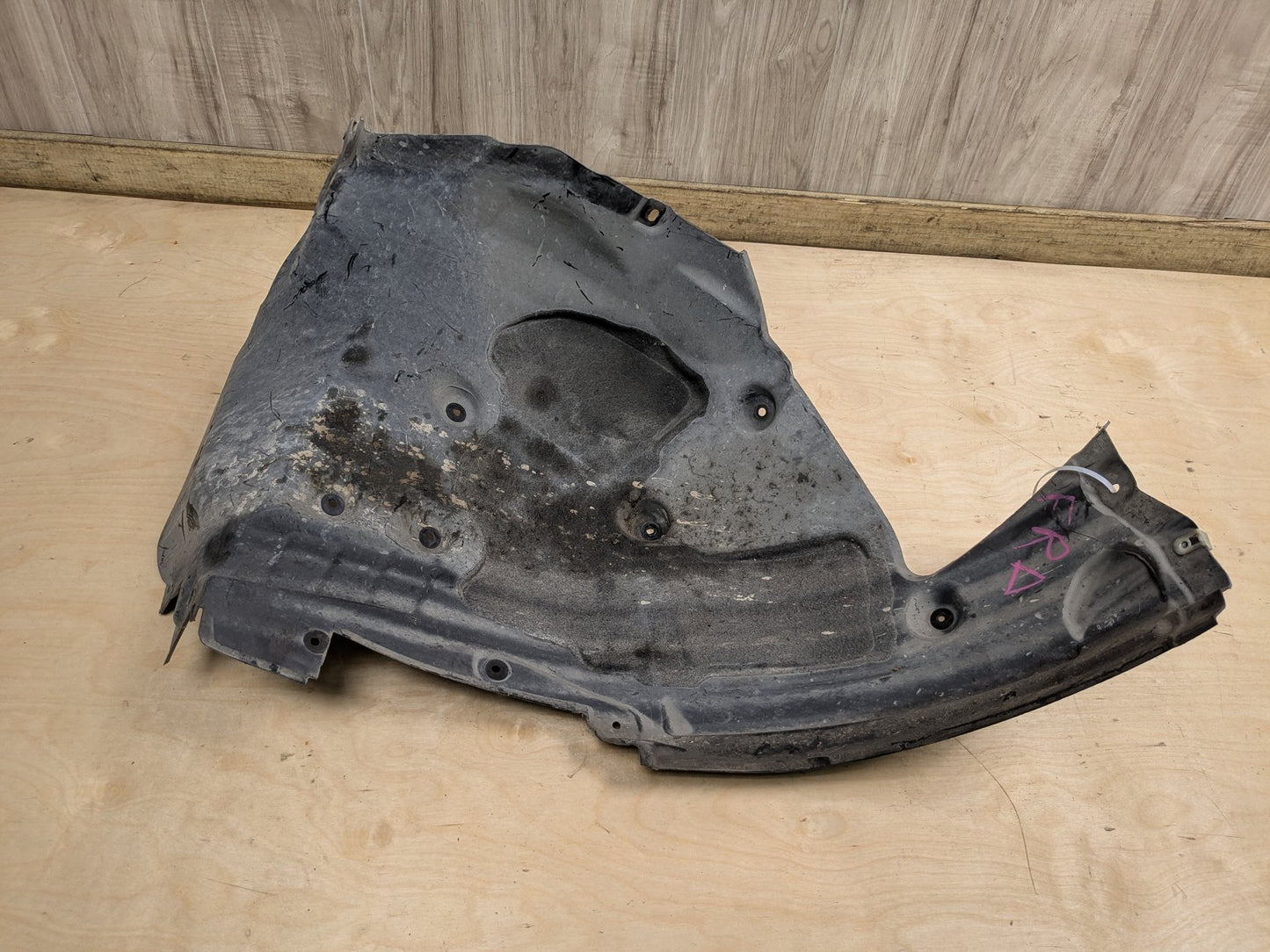 2017-2023 BMW M550i xDrive G30 Front Left Driver Wheel Fender Liner Splash Guard 7340795