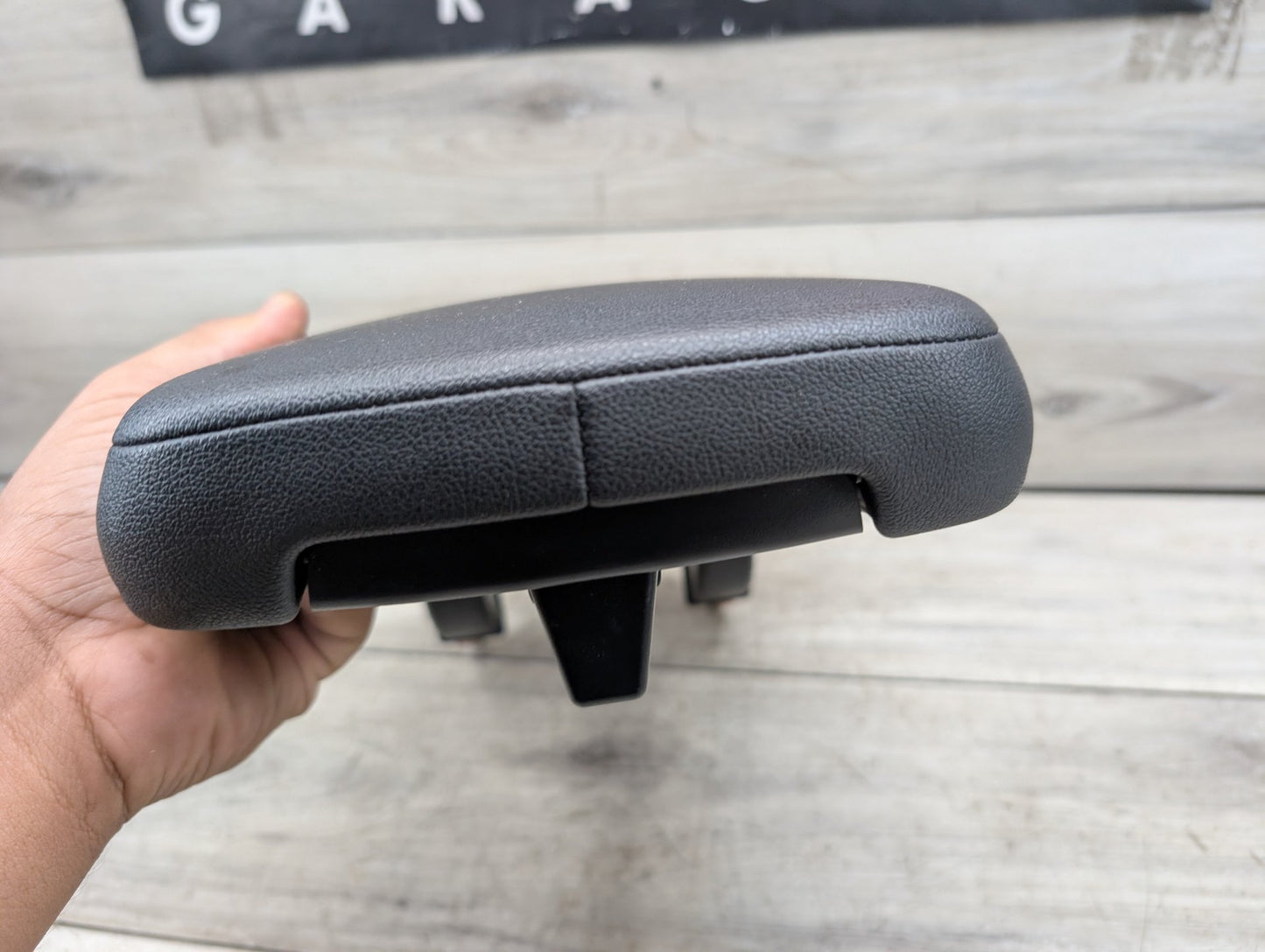 18-21 OEM BMW G01 G02 X3 X4 Retractable Armrest Tray Console Leather Black