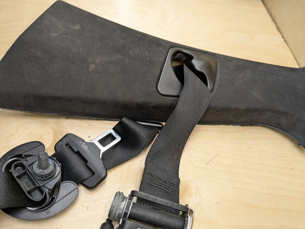 OEM BMW F15 F16 F85 X5 X6 Front Left Driver Seat Belt Seatbelt Retractor Black