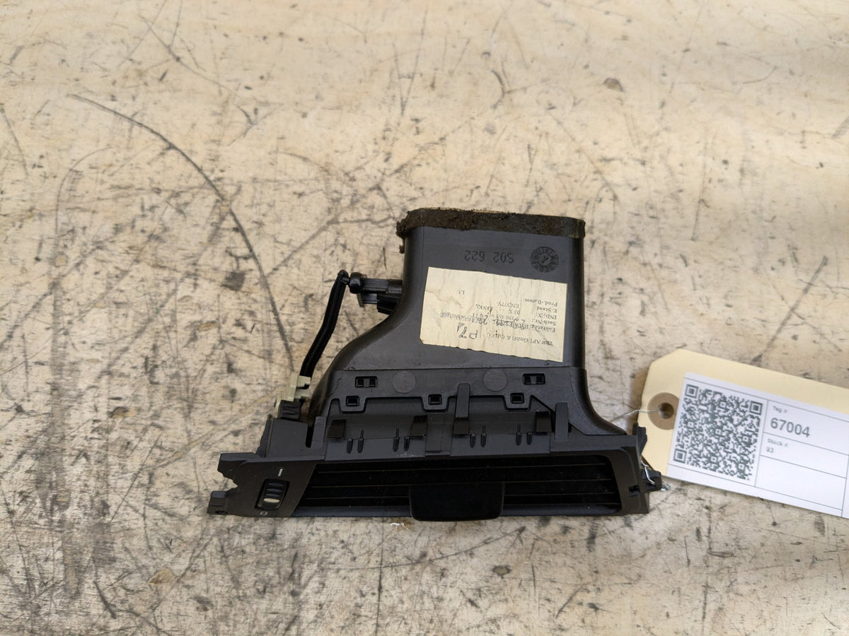 06-13 OEM BMW E90 E92 E93 335 328 M3 Left Driver Side Dashboard Air Vent