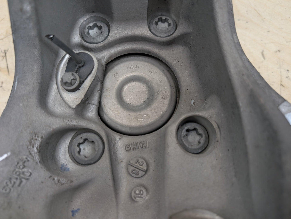2019-2026 BMW M340i G20 Front Left Driver Spindle Knuckle w/ Bearing 6871191 OEM