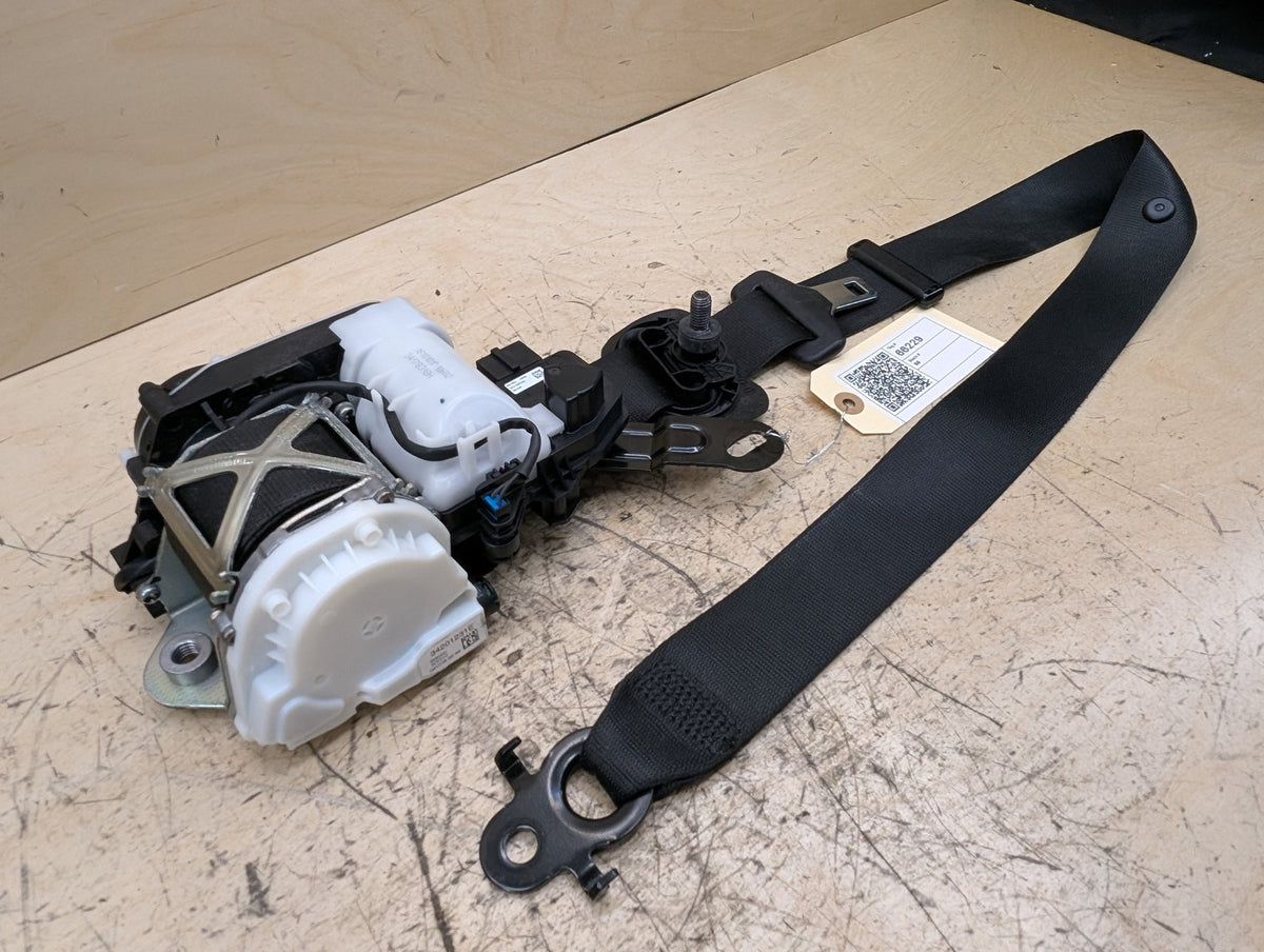 16-22 OEM BMW G11 G12 740 750 M760 Front Left Driver Seat Belt Retractor Black
