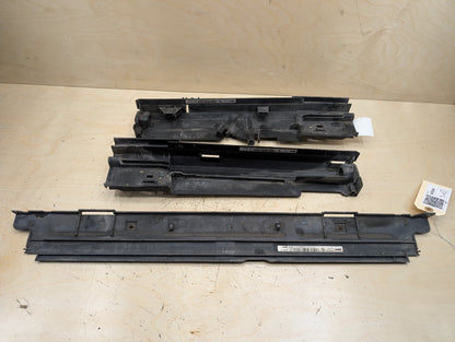 2012-2018 BMW 320i F30 Cooling Radiator Brackets SET 7600537