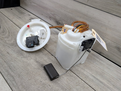 18-20 OEM BMW G30 M550iX Engine N63R Gas Tank Mount Fuel Pump w/ Sending Unit