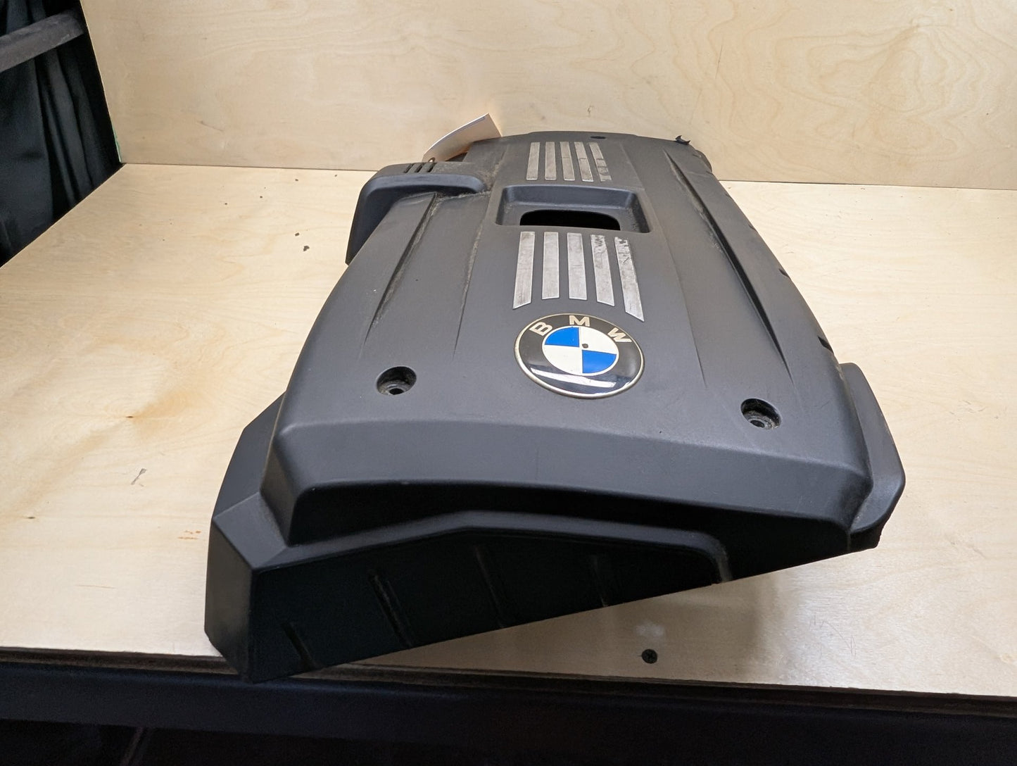 OEM BMW E60 E82 E84 E88 E89 E90 E92 E93 Engine N52 Motor Cover Head Covering