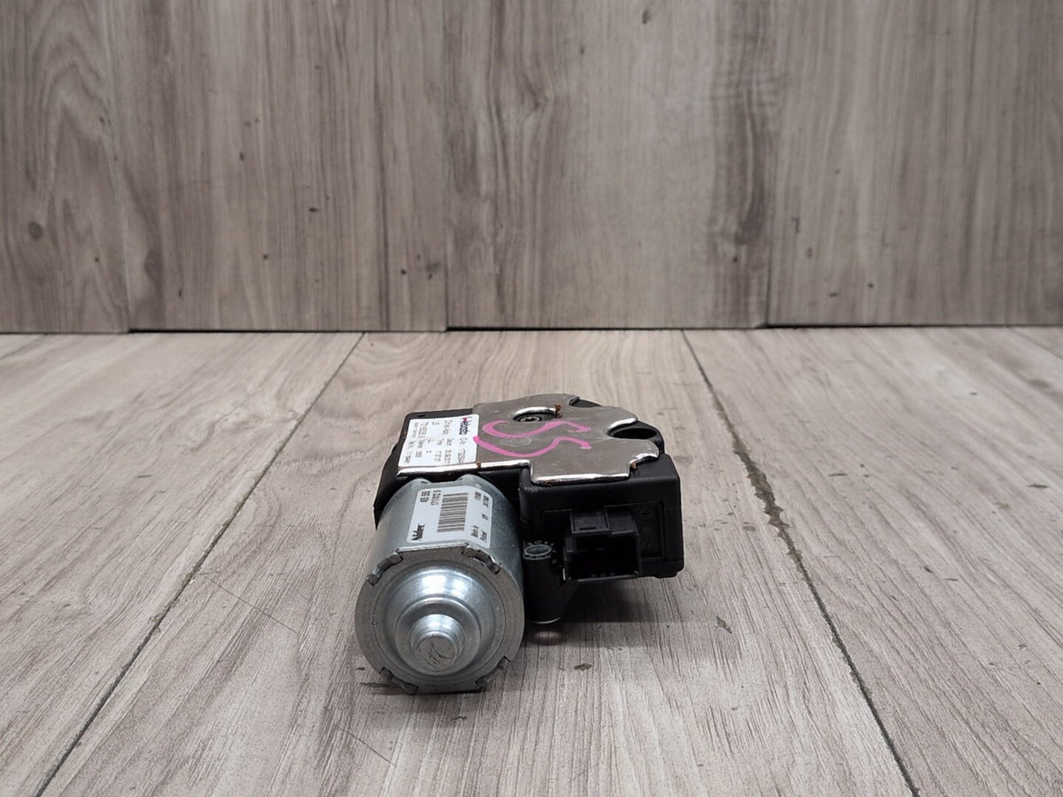 2017-2023 BMW M550i G30 Sunroof Sun Roof Glass Motor 7316535 OEM