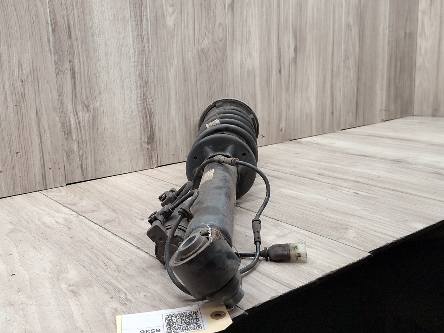 17-23 OEM BMW G30 M550 Rear Left Driver Side Spring Strut Shock Absorber VDC