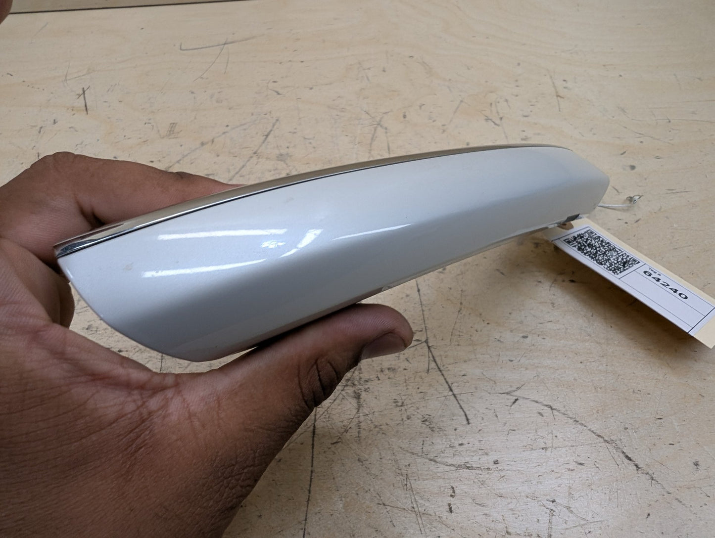 2016-2022 BMW 750i G12 Front or Rear Right Passenger Exterior Door Handle w/ Comfort Access 7411040