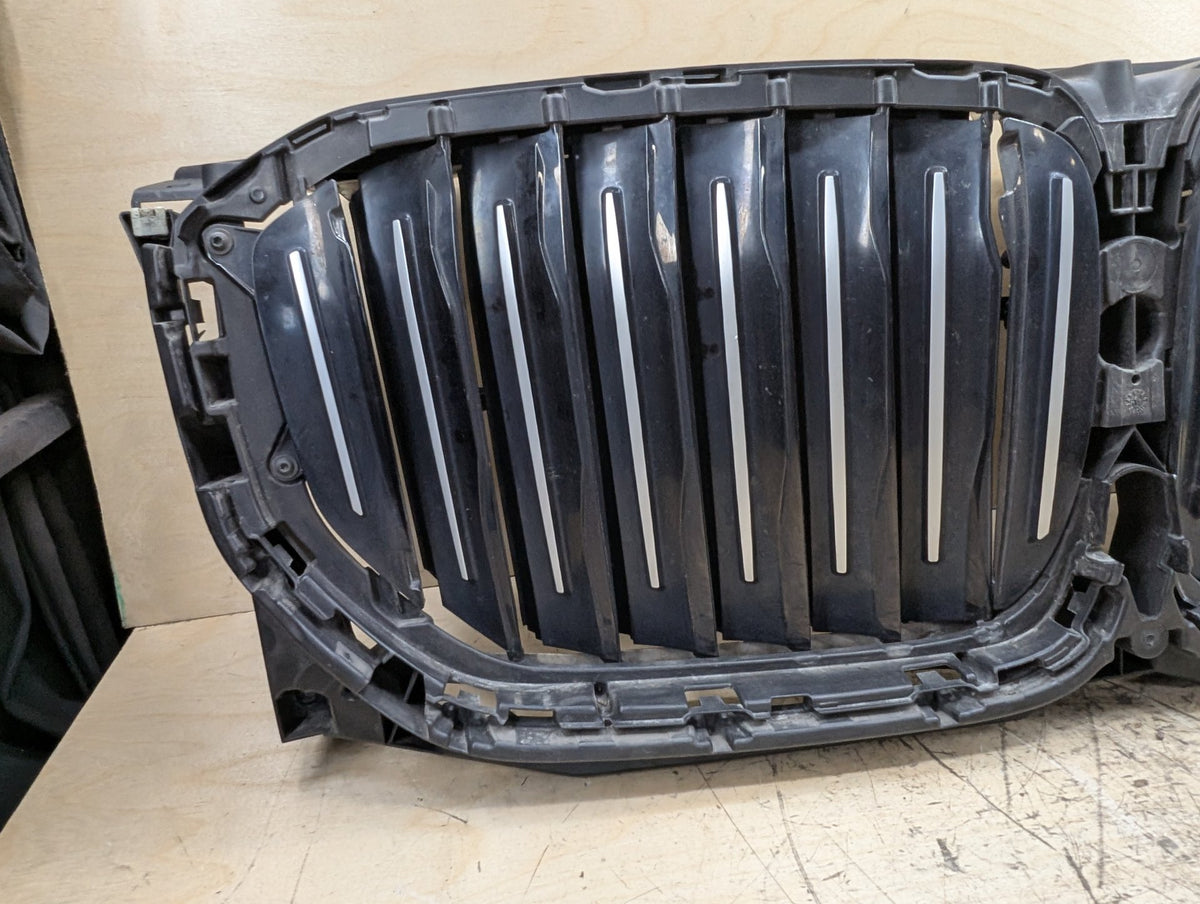 2019-2026 BMW X5 G05 Front Bumper Radiator Air Flap Shutter 9465527 OEM