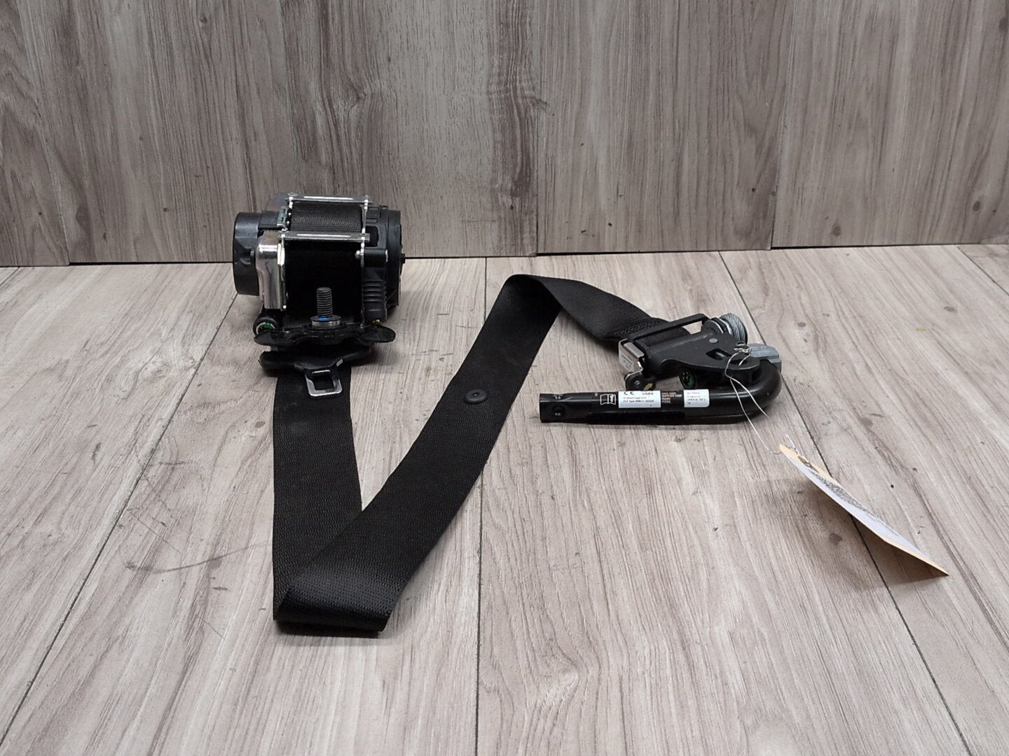 2014 - 2018 BMW X5 F85 Front Right Passenger Seatbelt Seat Belt Retractor 7321292 S63B44T2