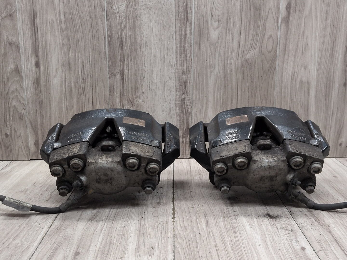 2008 - 2017 Audi S5 8T Front Left Right Brake Caliper SET