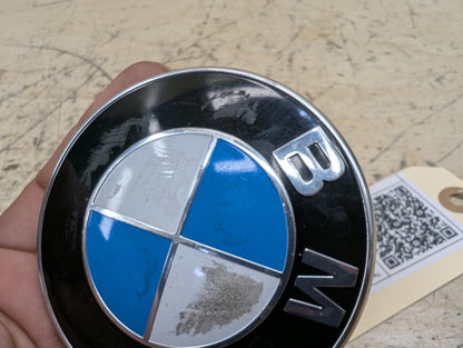 OEM BMW E85 F06 F10 F12 F13 Hood Trunk Emblem Badge Symbol Logo D=82 MM 7057794