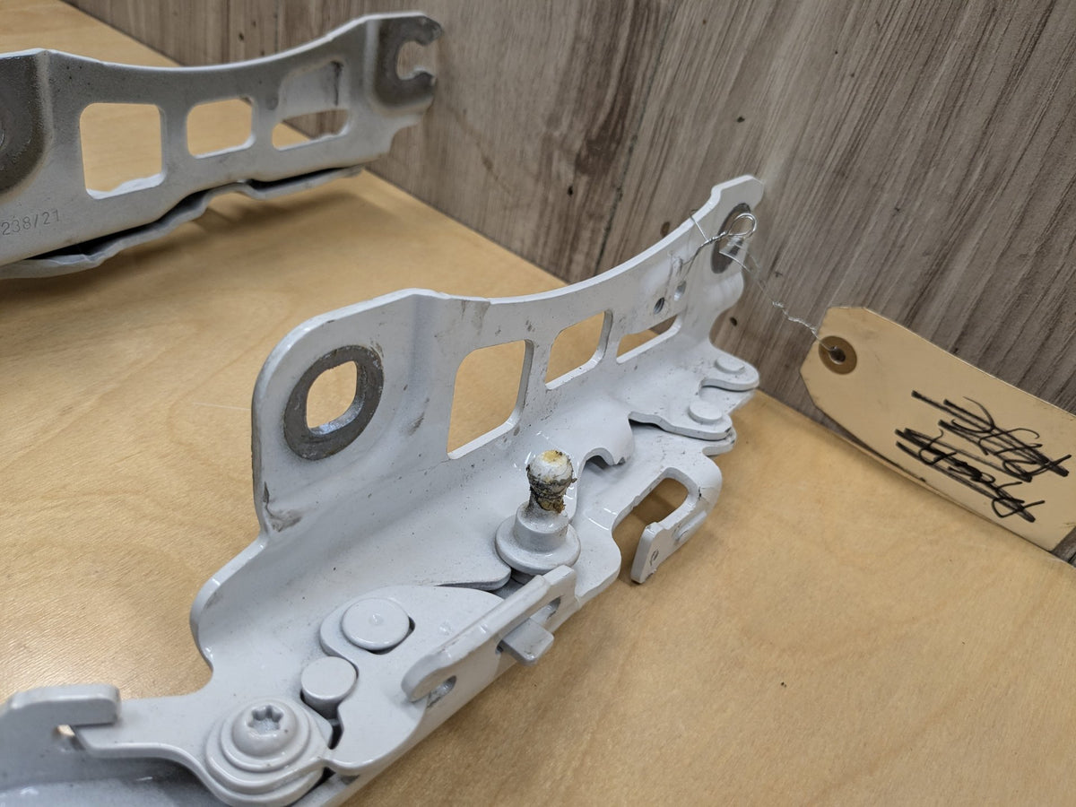 2022-2026 BMW 430i G26 Hood Bonnet Hinges SET 7450589 OEM