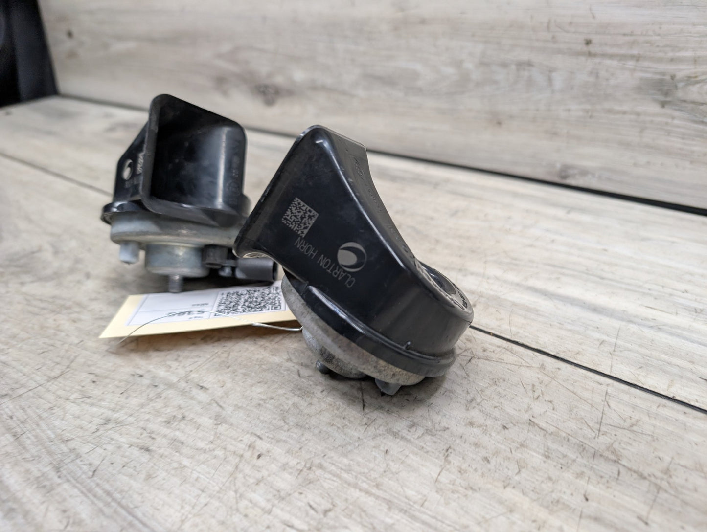 2007-2013 BMW X5 E70 Alarm Horns SET 7288096