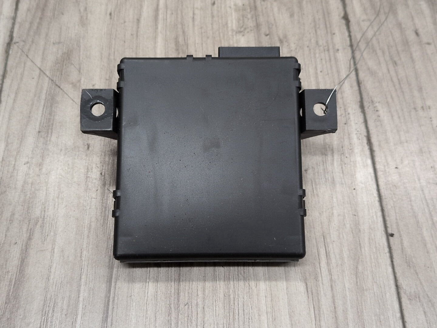 2013 - 2017 Audi S5 8T Gateway Module 8R0907468D CTUB