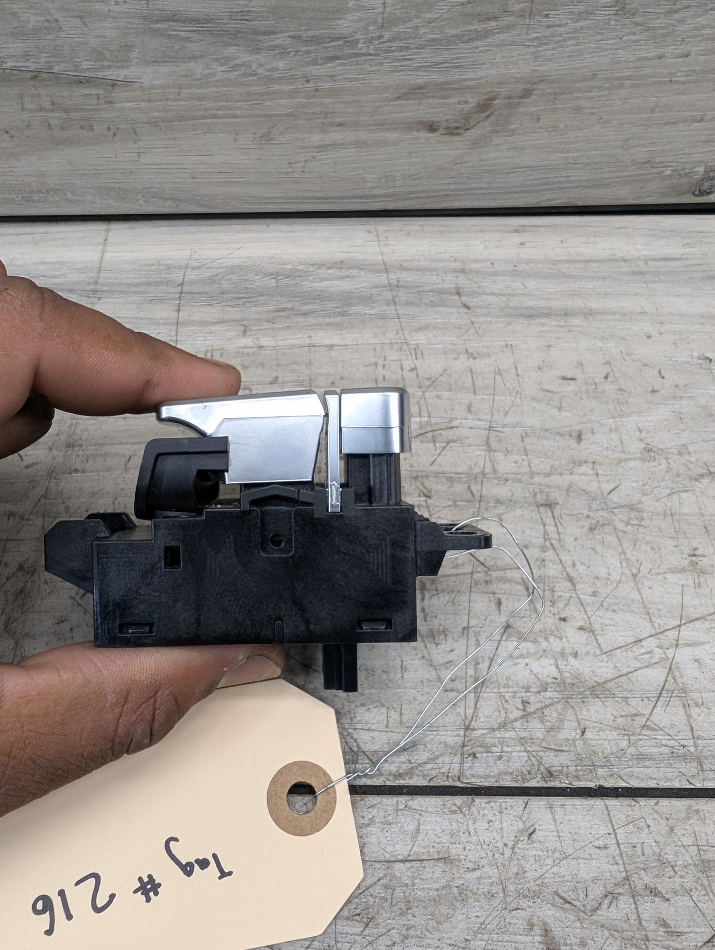 16-22 OEM BMW G11 G12 740 750 M760 Parking Brake Auto Hold Control Switch Trim