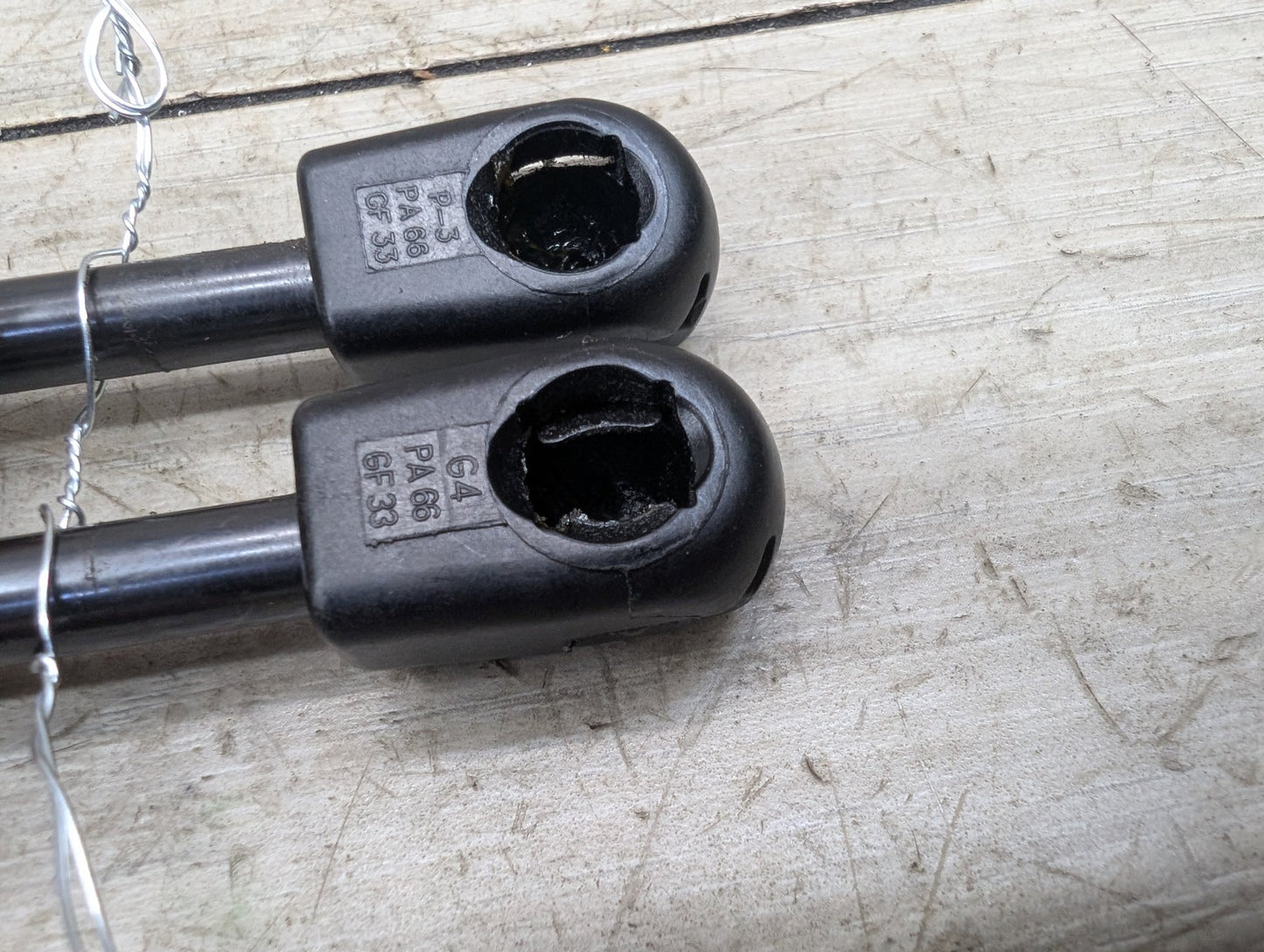 2019 - 2026 BMW X5 G05 Rear Left Right Liftgate Trunk Lid Strut Shock Supports SET 7418188 B58B30M1