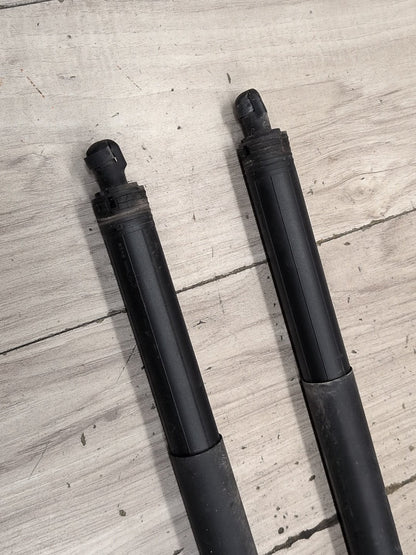 2015-2018 Audi Q3 8U Rear Left Right Liftgate Trunk Lid Strut Shock Supports SET 8U082785106S OEM