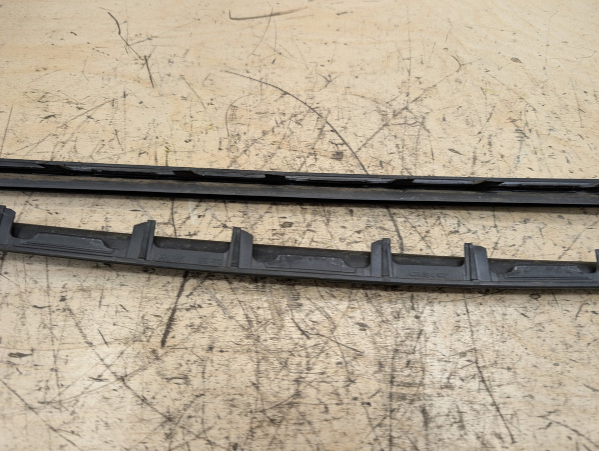 2019-2026 BMW 330i G20 Windshield Drip Trim Molding SET 7427873 OEM