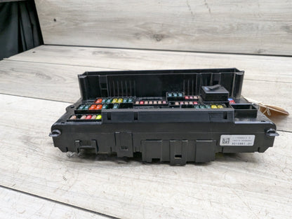2011-2016 BMW 535i F10 Front Power Distribution Fuse Box 9210861