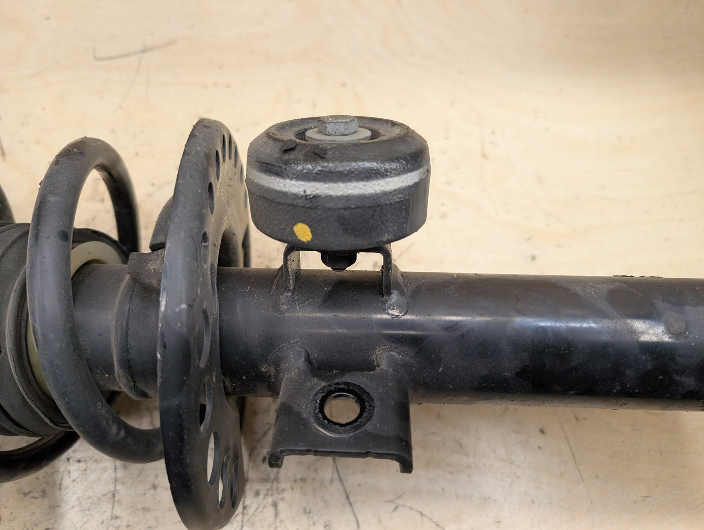 OEM BMW G01 G02 X3 X4 30i 30iX Front Left Driver Spring Strut Shock Absorber