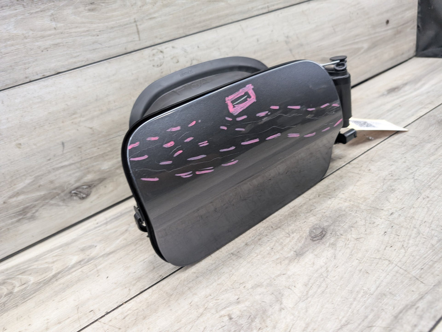 2014-2019 BMW 340 F34 Gas Cover Assembly 7278394