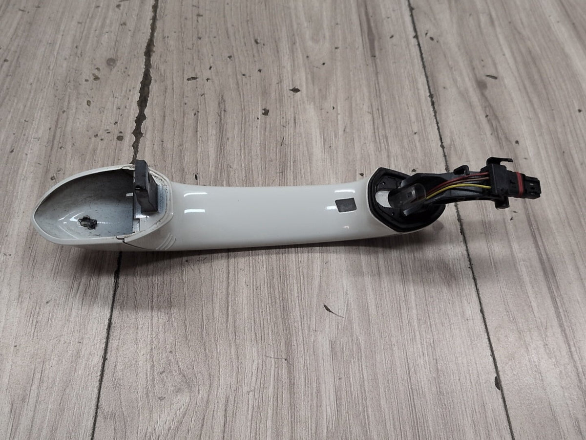 OEM BMW F90 G30 540 M550 Front Rear Right Passenger Door Handle COMFORT White