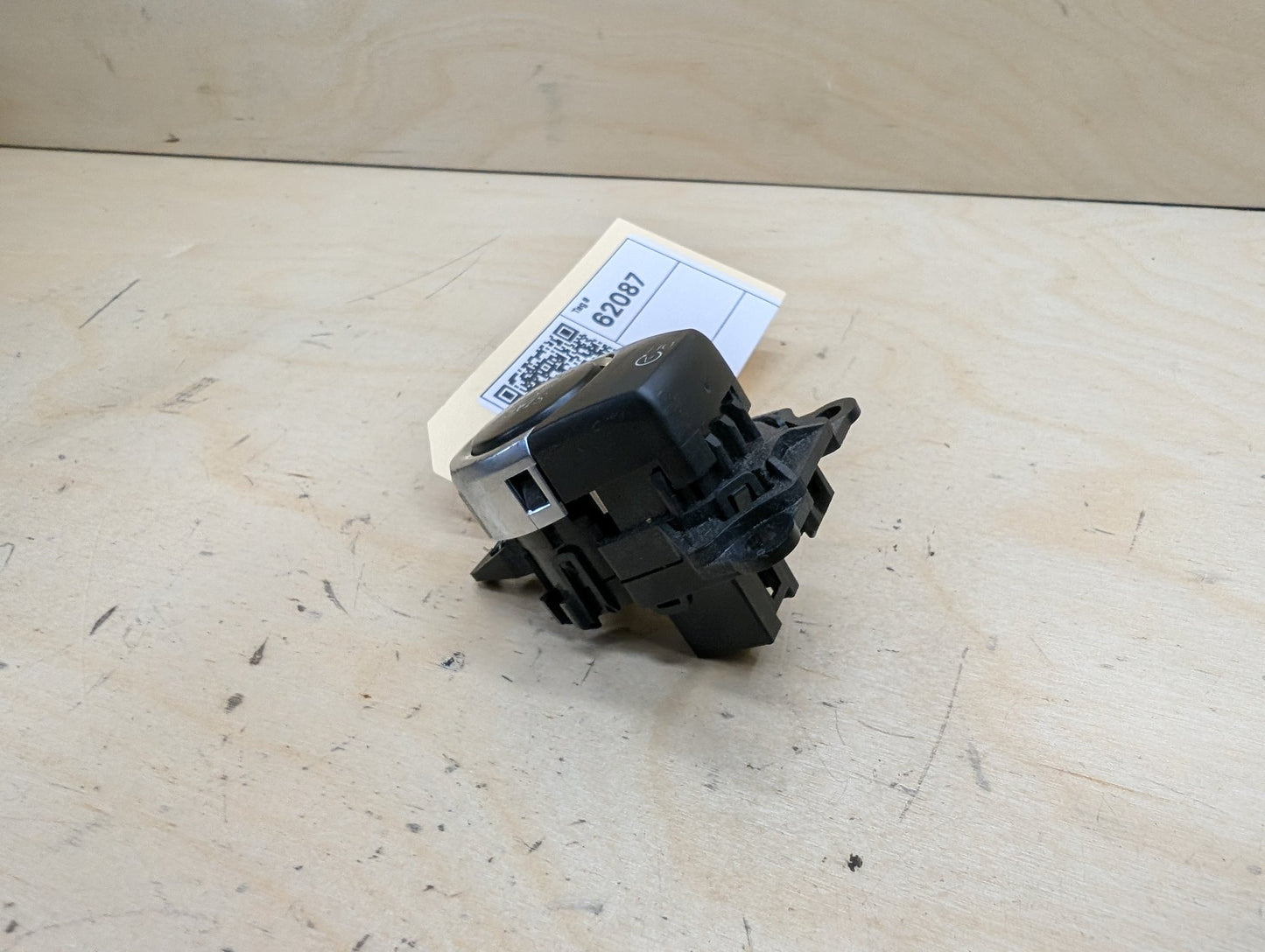 14-19 OEM BMW F15 F16 F85 F86 X5 Engine Ignition Auto Start Stop Switch Button