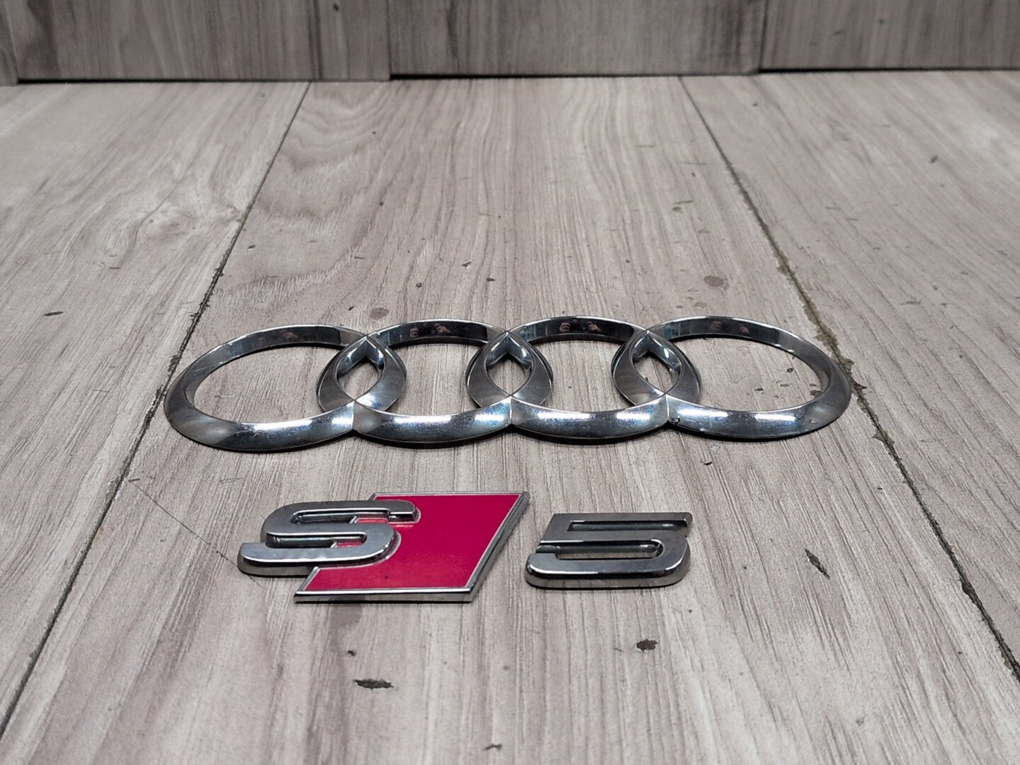 2013 - 2017 Audi S5 8T Emblem Badge Symbol Logo 8T0853742D CTUB